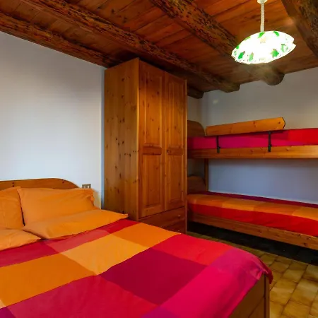Locazione Turistica Nadia Livo (Lombardy)